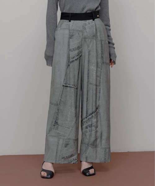 Eimee Law(エイミーロウ)の「パッチワークデニムpt タックパンツ(その他パンツ・レディース・グレー/ダークインディゴブルー・M)」の6枚目の写真