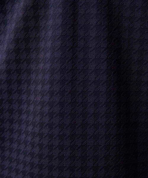 MICHEL KLEIN HOMME (ミッシェルクランオム)の「千鳥柄ジャガード半袖ポロシャツ(ポロシャツ・メンズ・ライトグレー/ネイビー/ダークグレー・MEDIUM/LARGE/X-LARGE)」の6枚目の写真