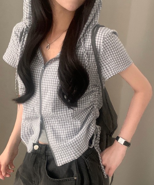 GEMEDA(ジェメダ)の「ギンガムチェックジップアップフーディトップス(Tシャツ/カットソー・レディース・グレー/ピンク・M)」の17枚目の写真