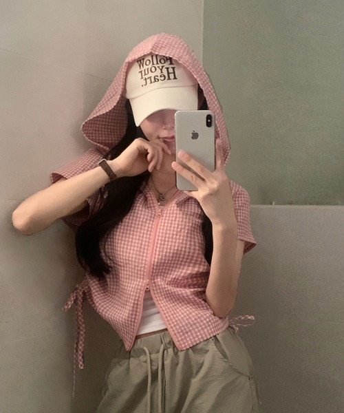 GEMEDA(ジェメダ)の「ギンガムチェックジップアップフーディトップス(Tシャツ/カットソー・レディース・グレー/ピンク・M)」の19枚目の写真