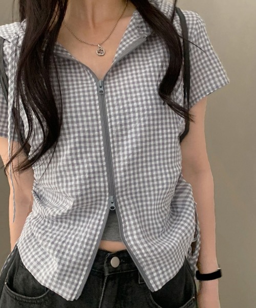GEMEDA(ジェメダ)の「ギンガムチェックジップアップフーディトップス(Tシャツ/カットソー・レディース・グレー/ピンク・M)」の12枚目の写真