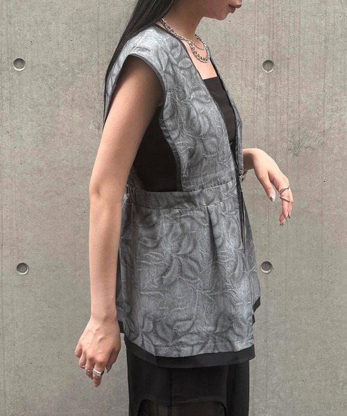 【SALE】&g'aime アンジェム　リーフエンボスビスチェ　980-66207 &g'aime】リーフエンボスビスチェ Leaf-Embossed Bustier