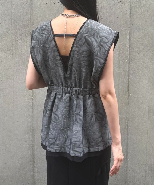 新品未使用　BUSTIER AND T-SHIRT ブラック　ビスチェ付き 楽天市場】【中古】mame kurogouchiFloral Quilted Silk Bustier