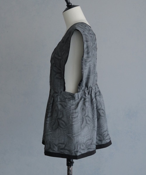 【SALE】&g'aime アンジェム　リーフエンボスビスチェ　980-66207 &g'aime】リーフエンボスビスチェ Leaf-Embossed Bustier