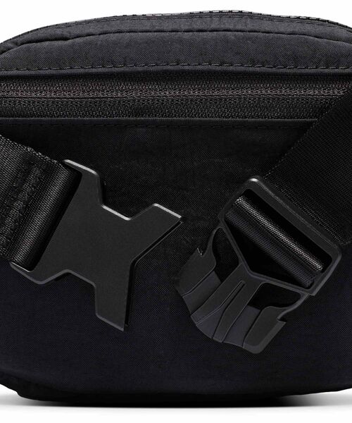 NIKE（ナイキ）の「ナイキ オーラ クロスボディバッグ (2L) / Nike Aura Crossbody Bag (2L) HM6120-013 Black（ボディバッグ/ウエストポーチ・メンズ・ブラック・ONE SIZE）」の7枚目の写真