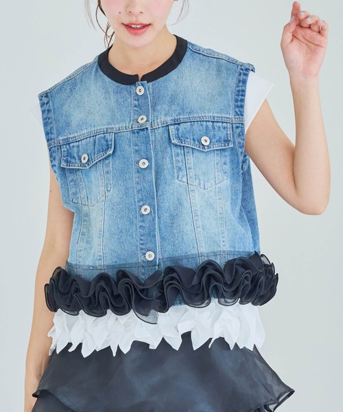 miu miu フリル付きデニムベスト miu miu フリル付きデニムベスト Miu Miu（ミュウミュウ