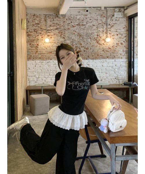 Ritzy(リッツィー)の「刺繍レース配色 Tシャツ/カットソー(Tシャツ/カットソー・レディース・ブラック・L/M)」の7枚目の写真