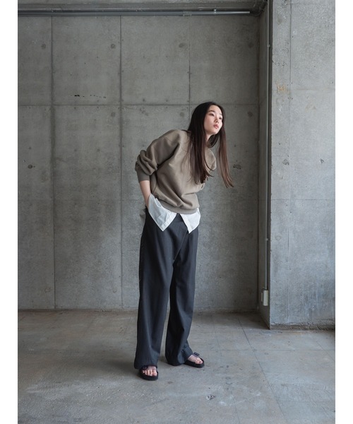 k3&co.（ケイスリーアンドコー）の「Squishy fleece top（スウェット・レディース・ブラック/ベージュ/ネイビー・ONE SIZE）」の18枚目の写真