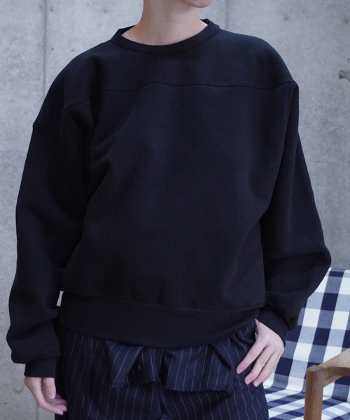 k3&co.（ケイスリーアンドコー）の「Squishy fleece top（スウェット・レディース・ブラック/ベージュ/ネイビー・ONE SIZE）」の11枚目の写真
