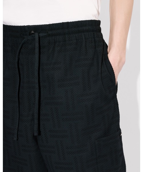KENZO(ケンゾー)の「'KENZO Weave' カーゴ ジョグパンツ(その他パンツ・メンズ・ブラック系その他・SMALL/MEDIUM)」の1枚目の写真