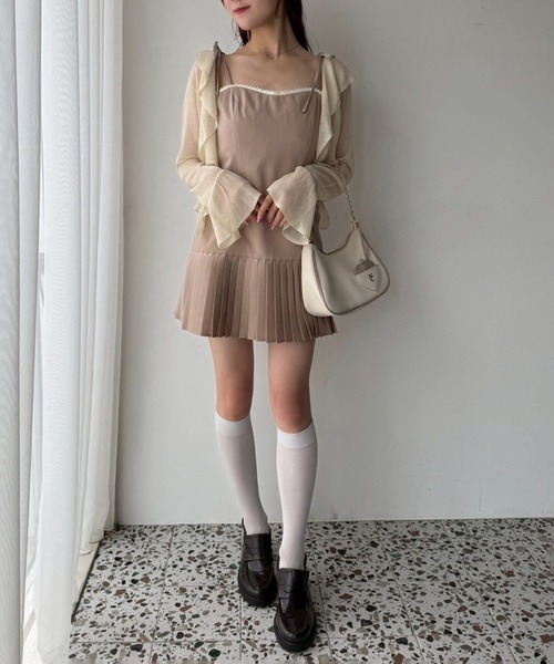 one after another NICE CLAUP（ワンアフターアナザーナイスクラップ）の「サイズ展開あり/裾プリーツキャミワンピース（ワンピース・レディース・ドット/ベージュ/ブラック/チャコールグレー・MEDIUM/SMALL）」の16枚目の写真