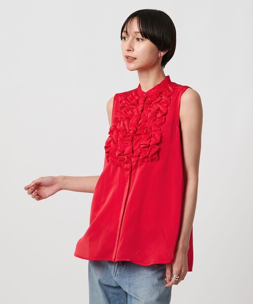 UNITED ARROWS(ユナイテッドアローズ)の「サテン フリル ブラウス ‐ウォッシャブル‐(シャツ/ブラウス・レディース・レッド/ホワイト/その他1・FREE)」の3枚目の写真