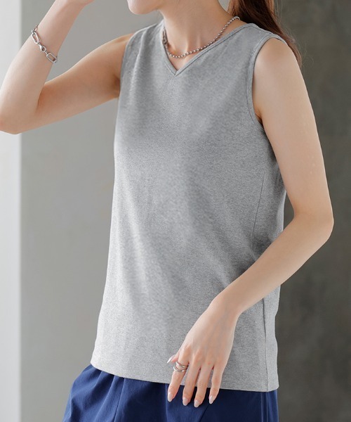 HUG.U(ハグユー)の「「 選べる4タイプ 」 タンクトップ(タンクトップ・レディース・ブラック系その他/レッド系その他2/ホワイト系その他2/ブラック系その他3/グレー系その他6/ベージュ系その他3/ホワイト系3/ブラック/ライトブルー/カーキ/スモークピンク/ホワイト系/グレー系その他/ピンク系その他/ホワイト系1/ブラック系その他2/ブルー系その他2/ホワイト系2/ブルー系その他3/ダークグレー/オートミール/ブルー系その他/グリーン系その他/グレー系その他4/グレー系その他2/グリーン系その他2/グレー系その他5/ピンク系その他2/グレー系その他3/グリーン系その他3/ピンク系その他3/ライトグレー/レッド/ホワイト/レッド系その他/ベージュ系その他/ホワイト系その他/ベージュ系その他2/レッド系その他3/ホワイト系その他3・L/M/S/XL)」の14枚目の写真