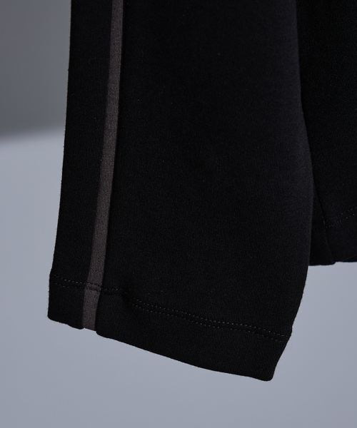 5351 POUR LES HOMMES（ゴーサンゴーイチプールオム）の「【25AW】Lライン 長袖Tシャツ（Tシャツ/カットソー・メンズ・ライトグレー/グリーン/ブラック・44/46/48/50）」の9枚目の写真