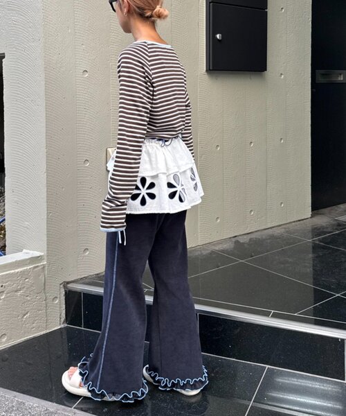 HELLO.SANFRANCISCO（ハローサンフランシスコ）の「【HELLO.SANFRANCISCO/ハローサンフランシスコ】カットアウトマルチボーダーTEE（Tシャツ/カットソー・レディース・グレー/ブラウン/オフホワイト・ONE SIZE）」の22枚目の写真