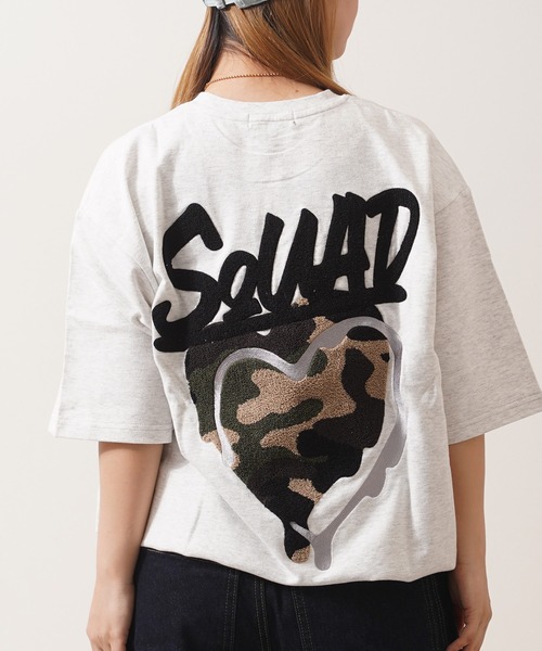 1111clothing(ワンフォークロージング)の「ハートサガラ刺繍 スウェットTシャツ / Heart Sagara Embroidery Sweatshirt T-Shirt(Tシャツ/カットソー・メンズ・ブラック系1/ブラック系2/ホワイト系1/ホワイト系2・M/L/XL)」の3枚目の写真