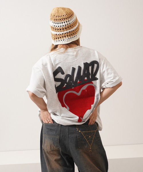 1111clothing(ワンフォークロージング)の「ハートサガラ刺繍 スウェットTシャツ / Heart Sagara Embroidery Sweatshirt T-Shirt(Tシャツ/カットソー・メンズ・ブラック系1/ブラック系2/ホワイト系1/ホワイト系2・M/L/XL)」の21枚目の写真