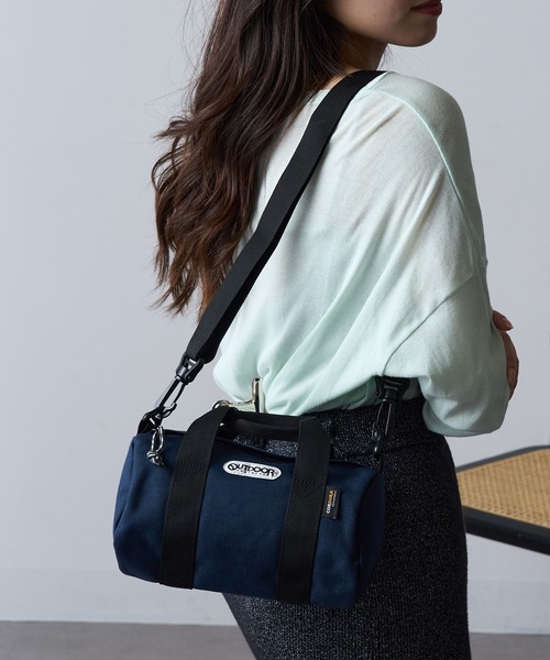 OUTDOOR PRODUCTS（アウトドアプロダクツ）の「【OUTDOOR PRODUCTS】ロールボストン 230 SMALL（ボストンバッグ・レディース・ブラック/グレー/ネイビー/ベージュ/スカイブルー/グリーン/ピンク/レッド/ライム/パープル/オレンジ/バーガンディー・FREE）」の7枚目の写真