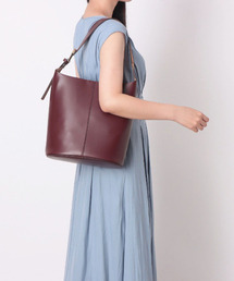 カシュカシュ cachecache / メタリックメッシュオーバルバッグ