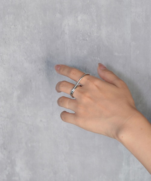 BROTHERHOOD(ブラザーフッド)の「【earyear】Bridge Duo Double Finger Ring(リング・レディース・ゴールド・FREE)」の15枚目の写真
