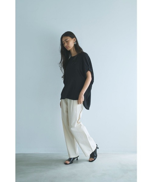 marjour（マージュール）の「LINEN BLEND TOPS（Tシャツ/カットソー・レディース・ブラック/ベージュ・M）」の5枚目の写真