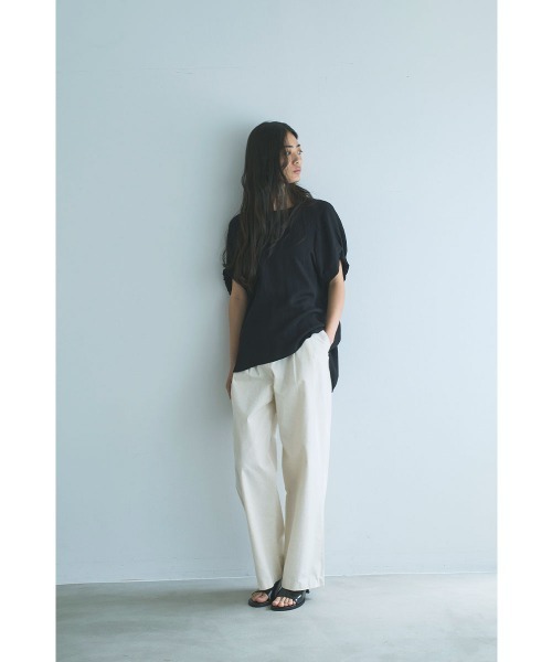 marjour（マージュール）の「LINEN BLEND TOPS（Tシャツ/カットソー・レディース・ブラック/ベージュ・M）」の7枚目の写真