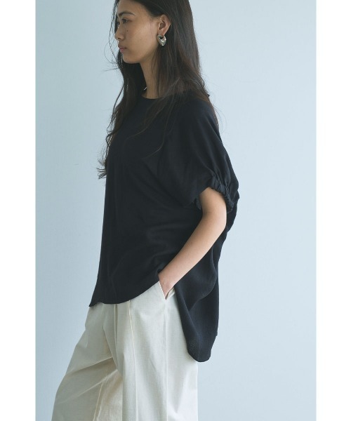 marjour（マージュール）の「LINEN BLEND TOPS（Tシャツ/カットソー・レディース・ブラック/ベージュ・M）」の12枚目の写真
