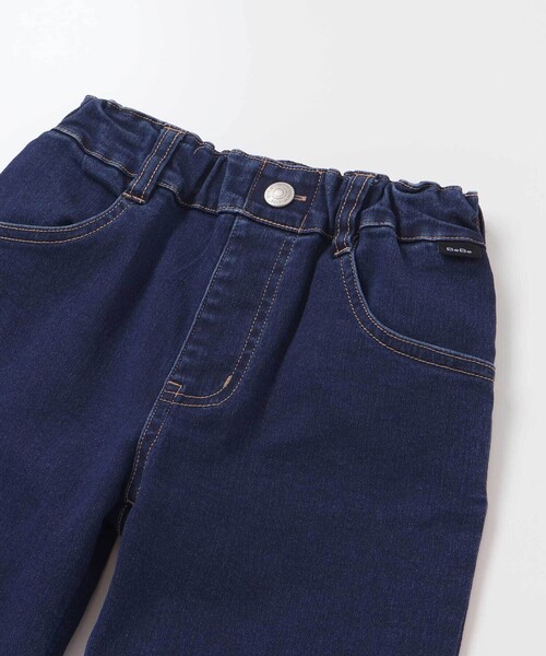 BeBe（ベベ）の「ストレッチジョグデニムバックステッチロゴロングパンツ（デニムパンツ・キッズ・ネイビー・130cm/140cm/120cm/150cm）」の2枚目の写真
