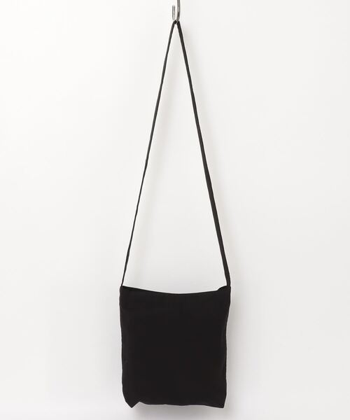 yoko sakamoto（ヨーコサカモト）の「【YOKO SAKAMOTO】 RESEARCHER BAG - MEDIUM（ショルダーバッグ・メンズ・ブラック・FREE）」の2枚目の写真