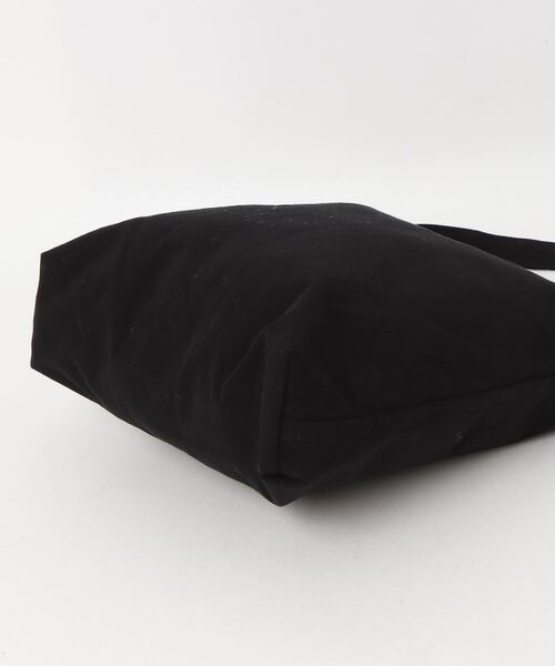 yoko sakamoto（ヨーコサカモト）の「【YOKO SAKAMOTO】 RESEARCHER BAG - MEDIUM（ショルダーバッグ・メンズ・ブラック・FREE）」の3枚目の写真