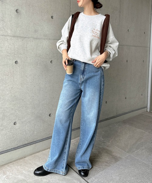 andme（アンドミー）の「裏起毛メッセージロゴ刺繍スウェットトップス（スウェット・レディース・スミクロ/オートミール/キナリ・M/L）」の5枚目の写真