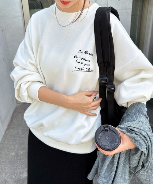 andme（アンドミー）の「裏起毛メッセージロゴ刺繍スウェットトップス（スウェット・レディース・スミクロ/オートミール/キナリ・M/L）」の17枚目の写真