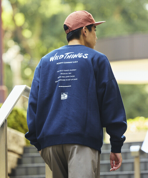 FREAK'S STORE(フリークスストア)の「限定展開 WILD THINGS×FREAK'S STORE/ワイルドシングス 別注 ビッグシルエット リフレクターバックプリント スウェット /(スウェット・メンズ・ブラック/アッシュグレー/グリーン/ネイビー・SMALL/MEDIUM/LARGE)」の20枚目の写真