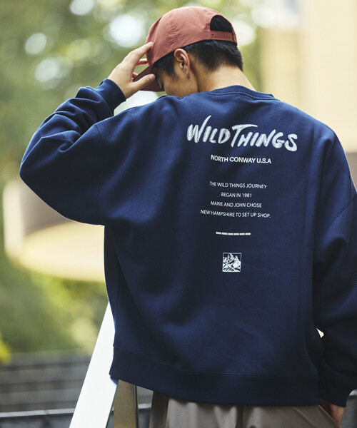 FREAK'S STORE(フリークスストア)の「限定展開 WILD THINGS×FREAK'S STORE/ワイルドシングス 別注 ビッグシルエット リフレクターバックプリント スウェット /(スウェット・メンズ・ブラック/アッシュグレー/グリーン/ネイビー・SMALL/MEDIUM/LARGE)」の7枚目の写真