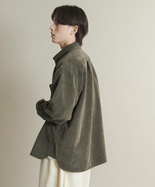 SENSE OF PLACE by URBAN RESEARCH（センスオブプレイスバイアーバンリサーチ）の「『ユニセックス』ウォッシュドコーデュロイロングスリーブシャツ（シャツ/ブラウス・メンズ・グリーン/ブラック/ライトベージュ/ブラウン・LARGE/MEDIUM）」の21枚目の写真