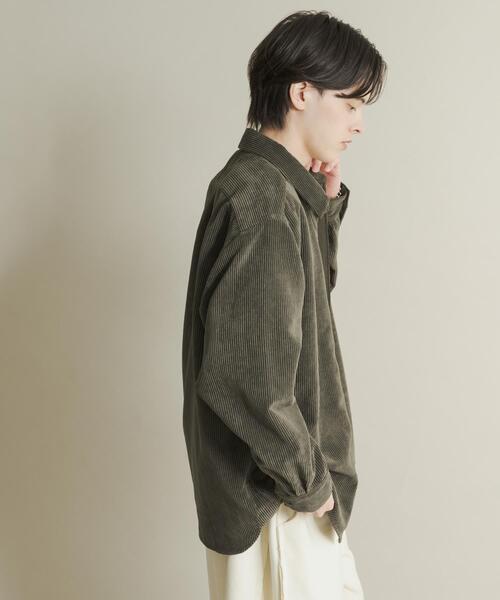 SENSE OF PLACE by URBAN RESEARCH（センスオブプレイスバイアーバンリサーチ）の「『ユニセックス』ウォッシュドコーデュロイロングスリーブシャツ（シャツ/ブラウス・メンズ・グリーン/ブラック/ライトベージュ/ブラウン・LARGE/MEDIUM）」の22枚目の写真