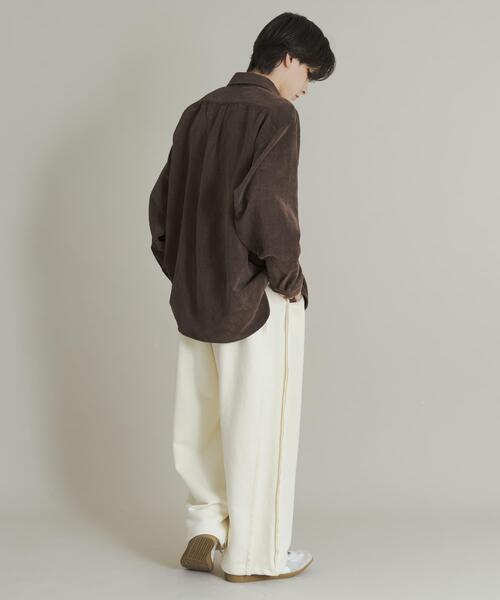 SENSE OF PLACE by URBAN RESEARCH（センスオブプレイスバイアーバンリサーチ）の「『ユニセックス』ウォッシュドコーデュロイロングスリーブシャツ（シャツ/ブラウス・メンズ・グリーン/ブラック/ライトベージュ/ブラウン・LARGE/MEDIUM）」の9枚目の写真