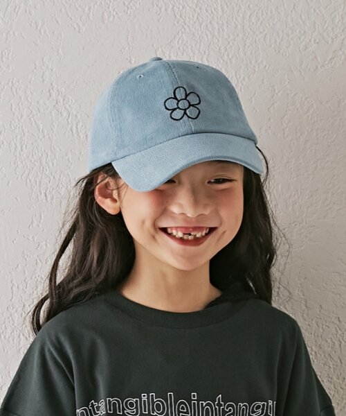 CIAOPANIC TYPY（チャオパニックティピー）の「【KIDS】アソート柄刺繍コーデュロイキャップ（ハット・キッズ・キャメル/ネイビー/サックスブルー・ONE SIZE）」の3枚目の写真