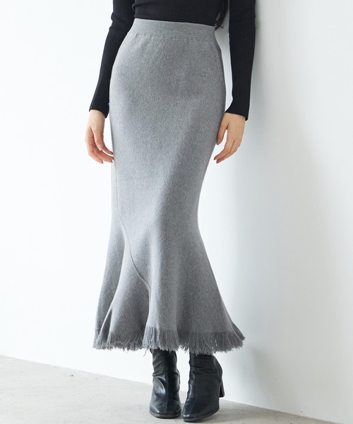 SAISON DE PAPILLON（セゾンドパピヨン）の「マーメイド裾フリンジニットロングスカート（スカート・レディース・ブラック/チョコ/グレー・L/M/S）」の21枚目の写真