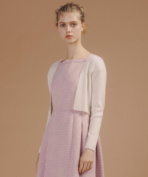 TOCCA(トッカ)の「CASHMERE ボレロ(カーディガン/ボレロ・レディース・ブラック系/アイボリー系/ベージュ系/ピンク系・SMALL/MEDIUM)」の6枚目の写真
