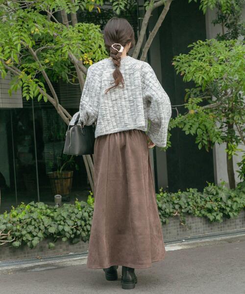 ITEMS URBANRESEARCH（アイテムズ アーバンリサーチ）の「『静電気防止』フェイクスエードタックフレアスカート（スカート・レディース・ブラウン/ブラウン系その他/ベージュ系その他・FREE）」の19枚目の写真
