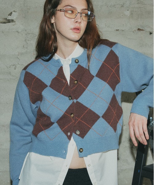 ad thie(アドティエ)の「アーガイル ニットカーディガン(ニット/セーター・レディース・ブルー/グレー/ブラウン・FREE)」の8枚目の写真