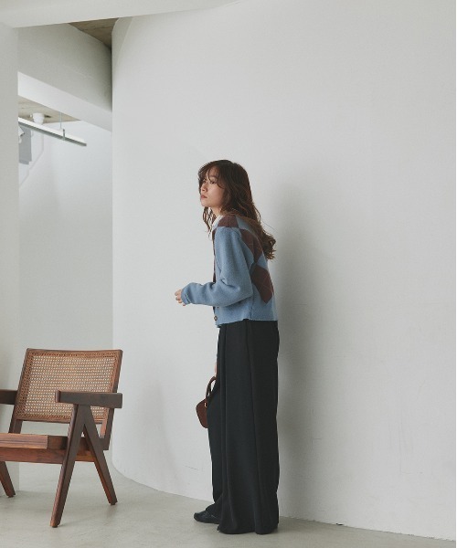 ad thie(アドティエ)の「アーガイル ニットカーディガン(ニット/セーター・レディース・ブルー/グレー/ブラウン・FREE)」の10枚目の写真