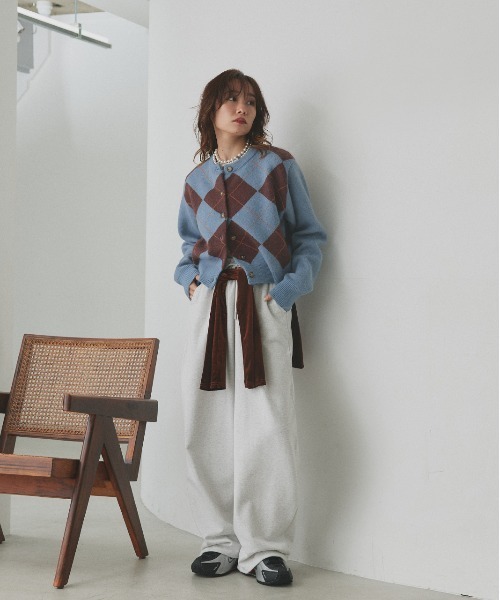 ad thie(アドティエ)の「アーガイル ニットカーディガン(ニット/セーター・レディース・ブルー/グレー/ブラウン・FREE)」の12枚目の写真