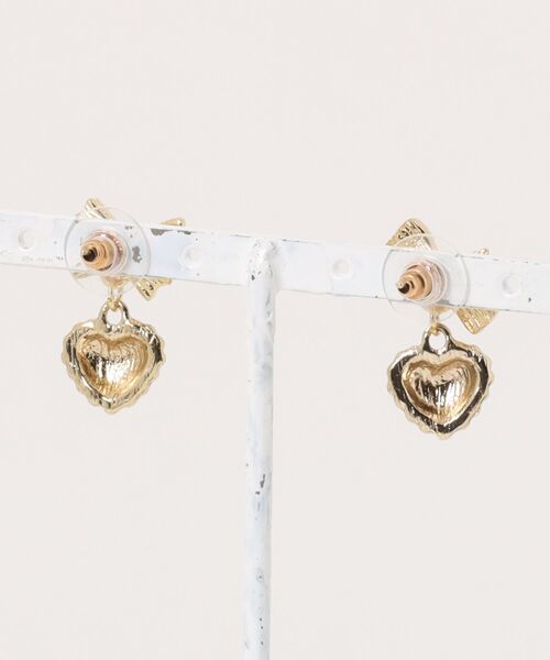 tone(トーン)の「【88eighty-eight】ワインレッドゴールドアンティークリボンハートピアス【import】(MA)(ピアス(両耳用)・レディース・レッド・FREE)」の6枚目の写真