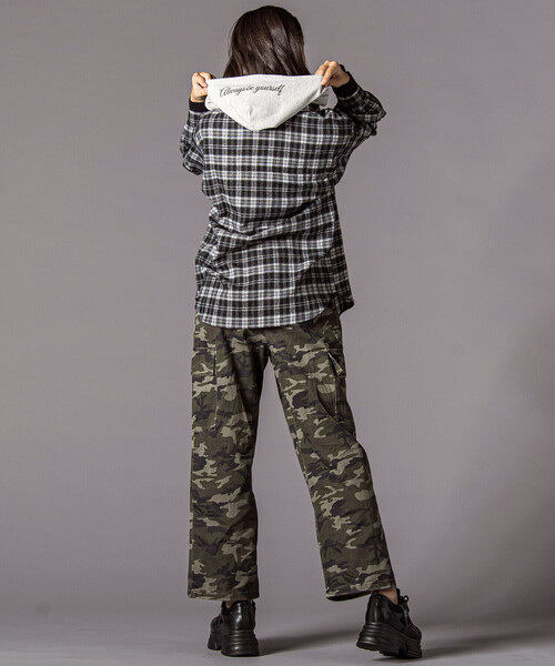 ZIDDY（ジディ）の「フード取り外しチェックシャツ(130~160cm)（シャツ/ブラウス・キッズ・ブラウン系その他/ブラック系その他・140cm/150cm/130cm/FREE）」の16枚目の写真