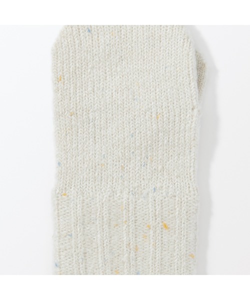 無印良品（ムジルシリョウヒン）の「＜ベビー＞　再生ポリエステル混　のびのび　ミトン（手袋・キッズ・ダークグレー/オートミール/レッド・FREE）」の5枚目の写真