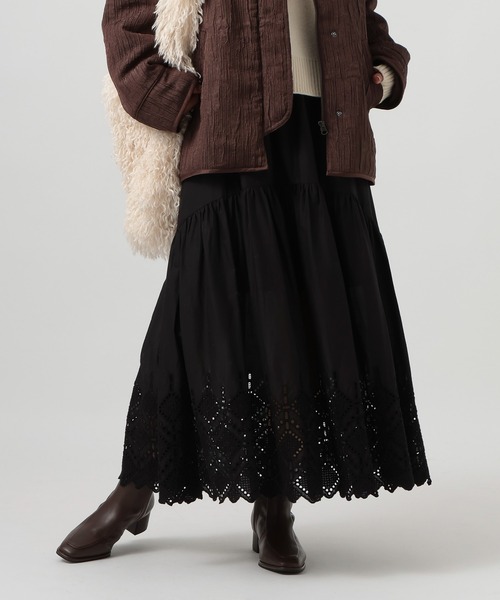 BAYFLOW（ベイフロー）の「[秋冬コーデに抜け感をプラス]コットンレースボリュームスカート（スカート・レディース・ブラック/ホワイト/テラコッタ・FREE）」の2枚目の写真