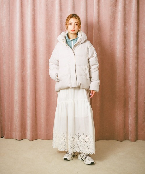 BAYFLOW（ベイフロー）の「[秋冬コーデに抜け感をプラス]コットンレースボリュームスカート（スカート・レディース・ブラック/ホワイト/テラコッタ・FREE）」の16枚目の写真