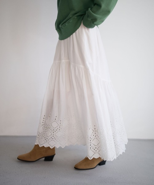 BAYFLOW（ベイフロー）の「[秋冬コーデに抜け感をプラス]コットンレースボリュームスカート（スカート・レディース・ブラック/ホワイト/テラコッタ・FREE）」の21枚目の写真